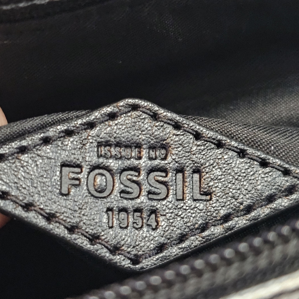 Fossil Leather Kinley Striped Crossbody - Picture 5 of 8